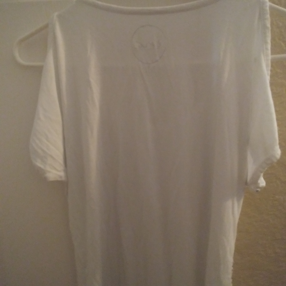 Top - Picture 2 of 3